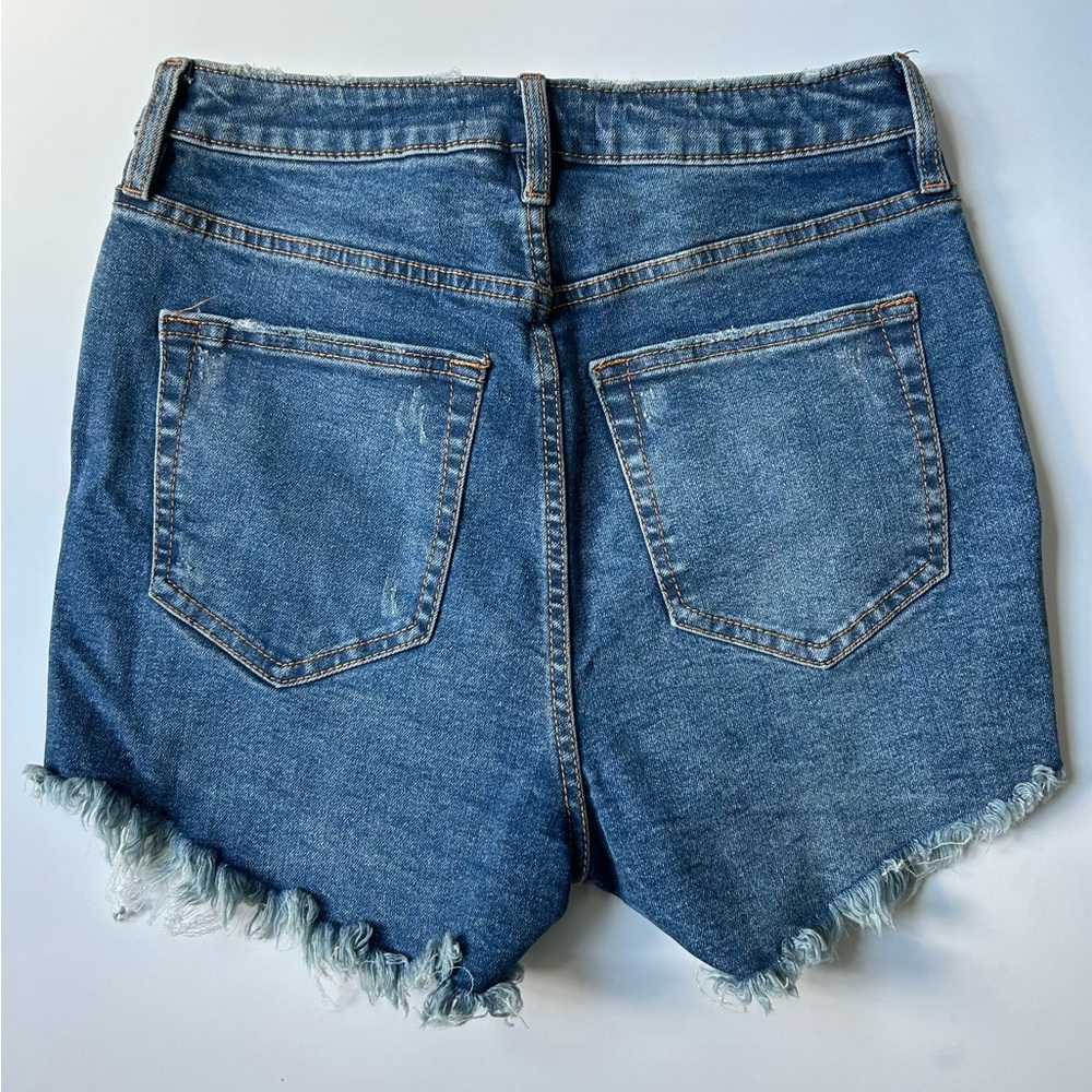 NWT Free People CRVY High Rise Button Fly Denim Shorts, Size 28. - Picture 5 of 7